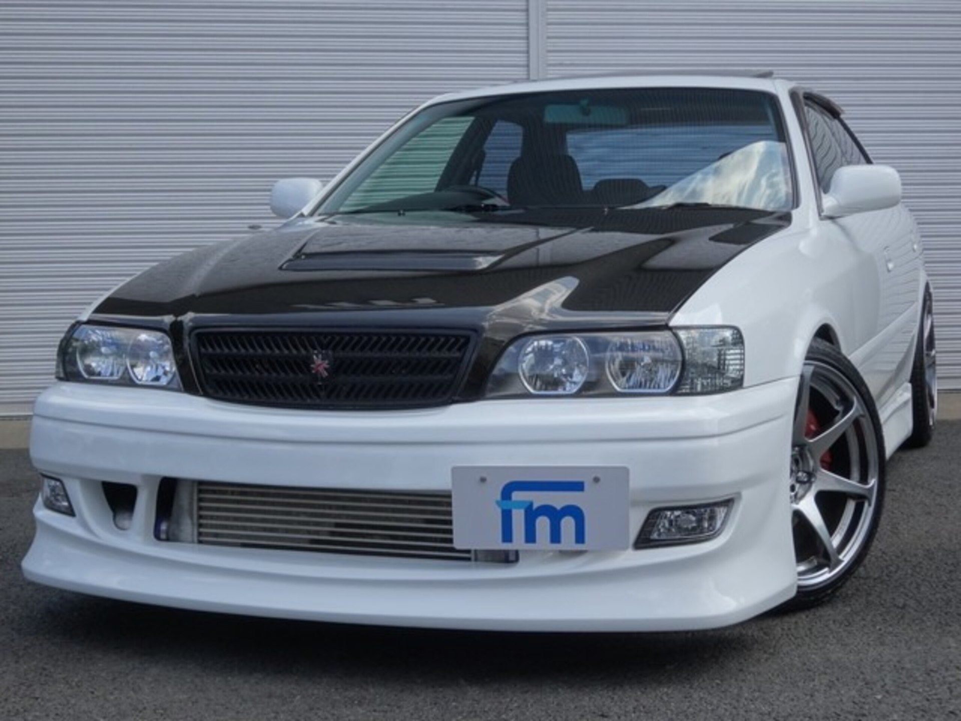 Chaser Tourer V Genuine 5mt Sunroof Aero Lowdown km トヨタ チェイサー2 5 ツアラーv 純正5速 サンルーフ エアロ 車高調 18aw スーパーホワイトii 車両本体価格 329 0万円 Jdm 中古車紹介 Introducing Of Jdm Used Car