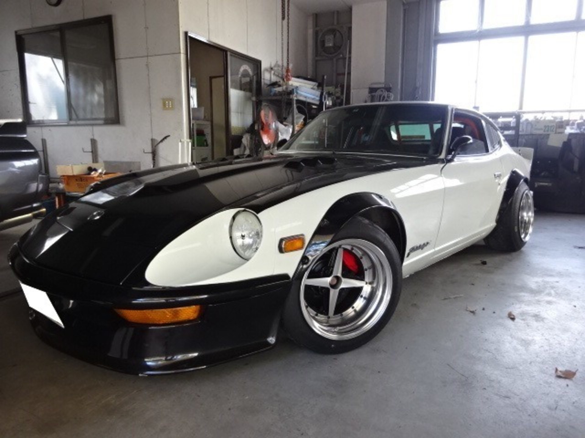 Fairlady Z S30z Kouki S31 L28 Kai 3 1 Solex 50 Cloth Mission 5mt km 日産 フェアレディzs30z 後期s31 L28改3 1 ソレックス50 クロスmt 電動ps ホワイトブラックツートン 車両本体価格 応談 Jdm 中古車紹介 Introducing Of Jdm Used Car Fairlady Z S30z Kouki S31 L28 Kai 3 1 Solex 50 Cloth Mission 5mt km 日産 フェアレディzs30z 後期s31 L28改3 1 ソレックス50 クロスmt 電動ps ホワイトブラックツートン 車両本体価格 応談 Jdm 中古車紹介 Introducing Of Jdm Used Car