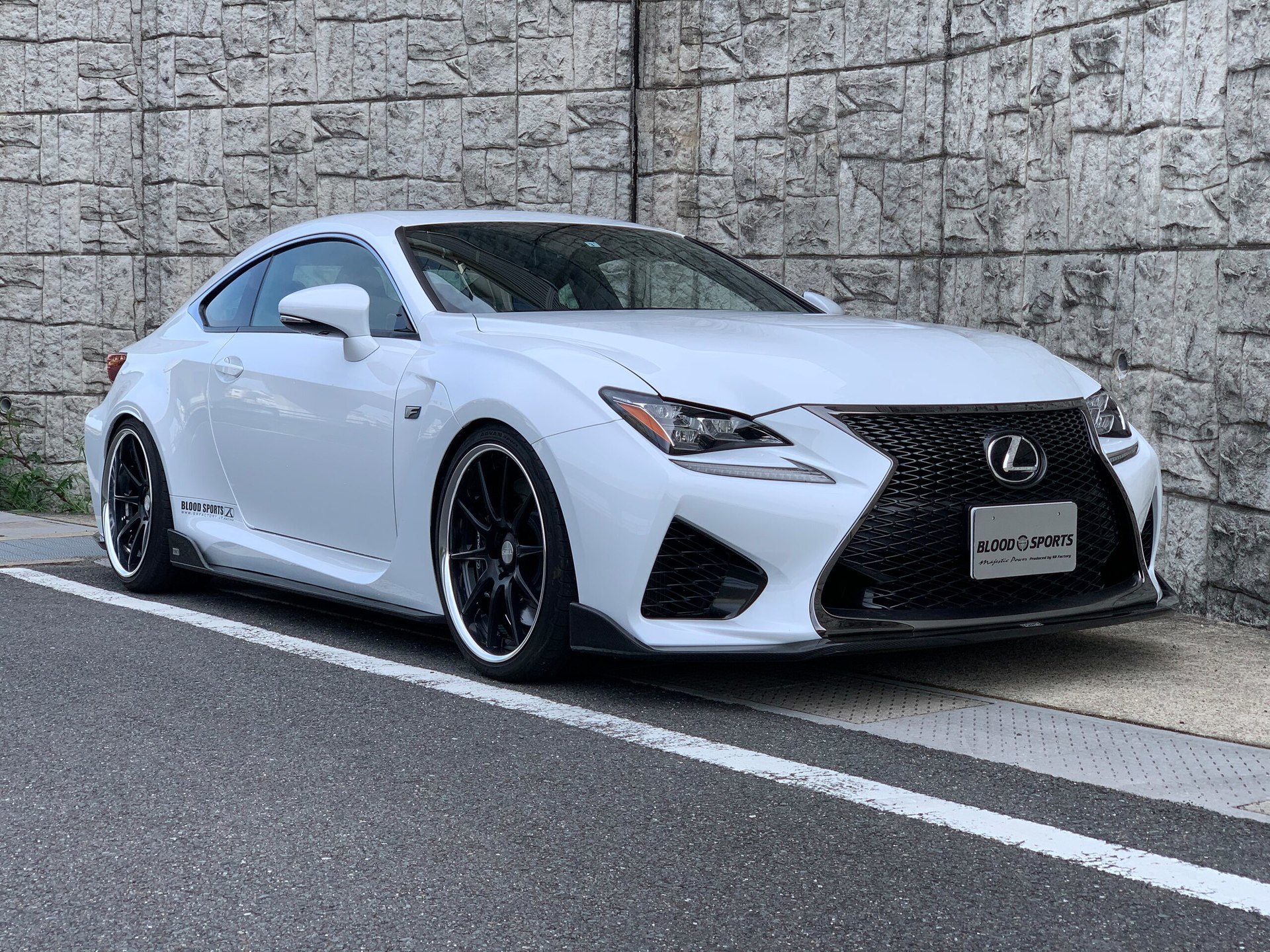 Lexus Rc F 8at Tom S Fullaero Muffler km レクサス Rc F5 0 Tom Sフルエアロパーツ マフラー パールホワイト 車両本体価格 699 0万円 Jdm 中古車紹介 Introducing Of Jdm Used Car