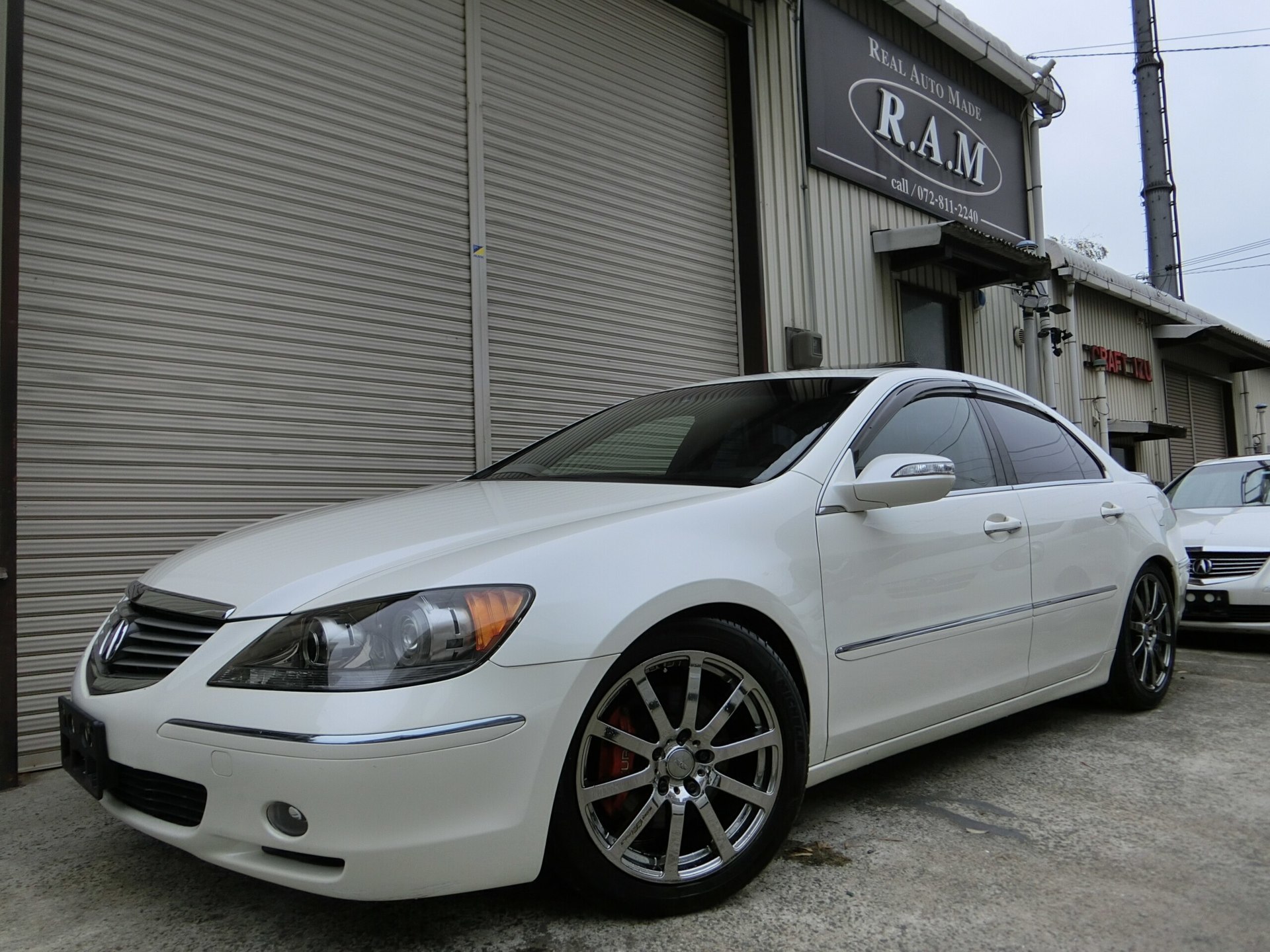 Us Acura Rl Leather Interior Sunroof 5at 1400km 米国アキュラ Rl新並 レザーインテリア サンルーフ ホワイトパール 車両本体価格 148 0万円 Jdm 中古車紹介 Introducing Of Jdm Used Car