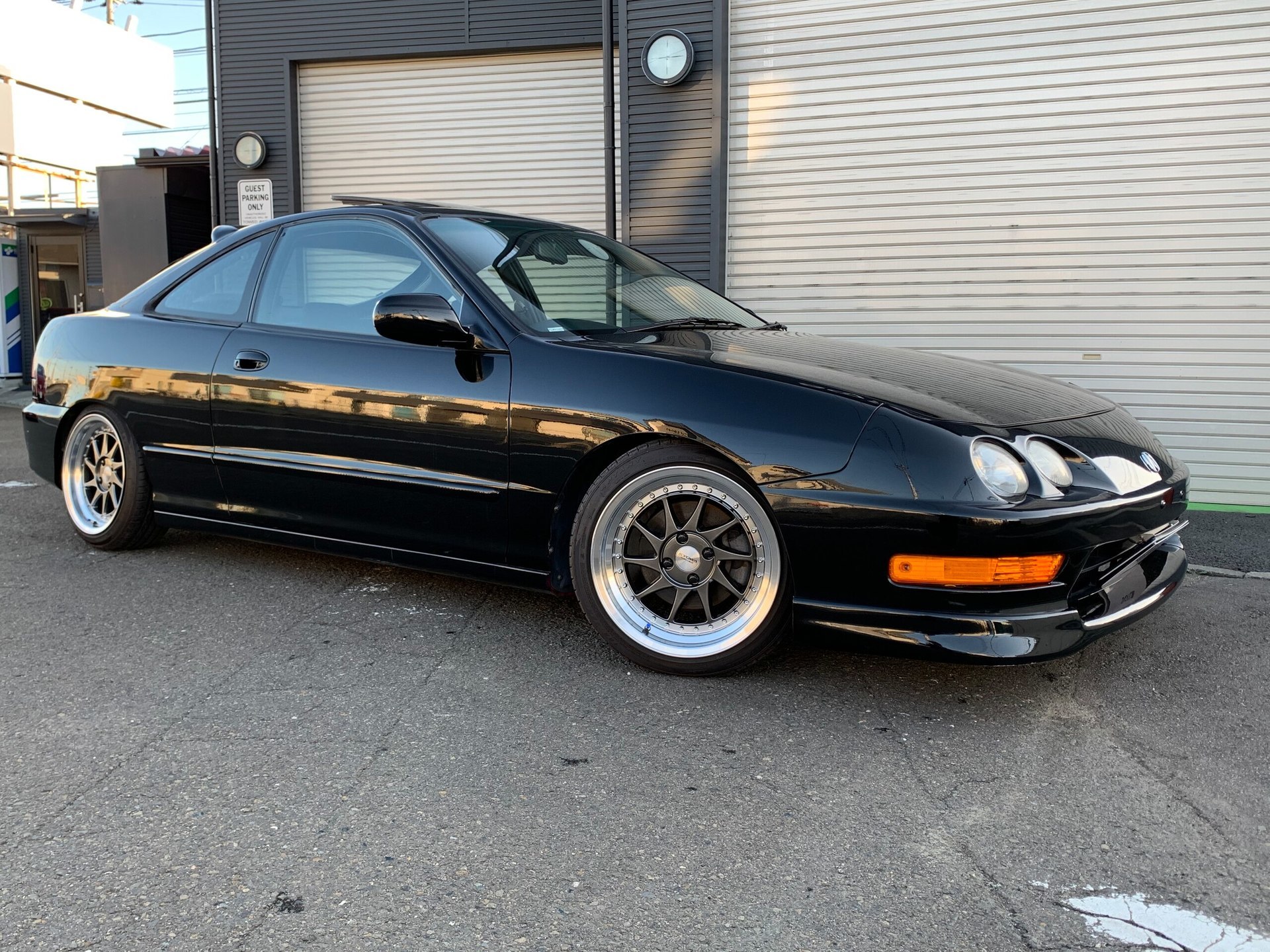 Integra Sir G Kouki Us Style Sunroof 5mt km ホンダ インテグラ1 8 Sir G 後期型us仕様 純正電動サンルーフ ブラック 車両本体価格 198 0万円 Jdm 中古車紹介 Introducing Of Jdm Used Car