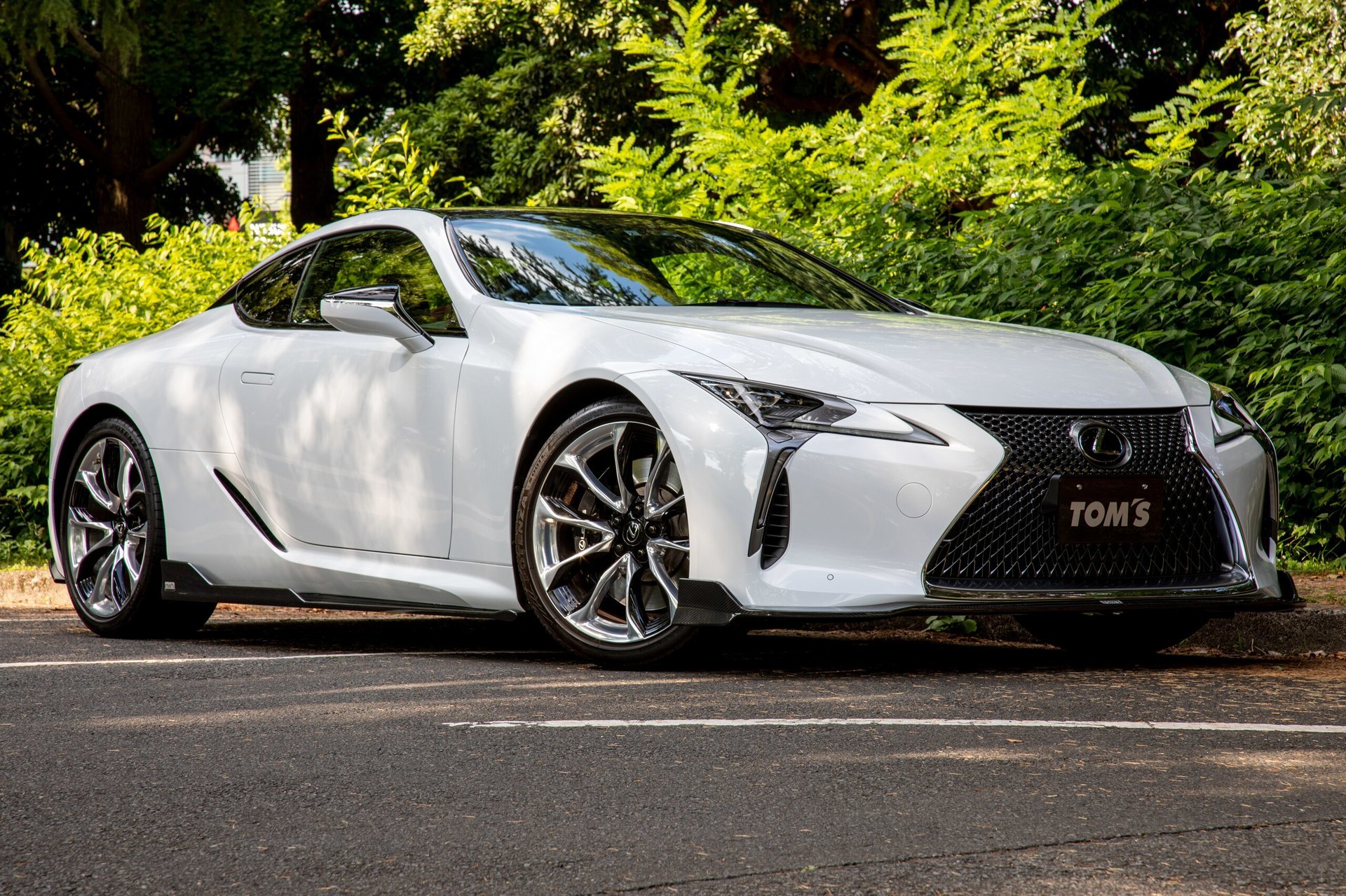 Lexus Lc500 S Package Tom S Complete Car 10at 100km レクサス Lc500 Sパッケージ トムスコンプリートカー ホワイトノーヴァガラスフレーク 車両本体価格 1228 0万円 Jdm 中古車紹介 Introducing Of Jdm Used Car